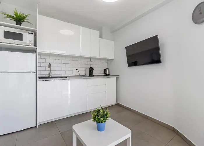 Apartament Modern In Americas *