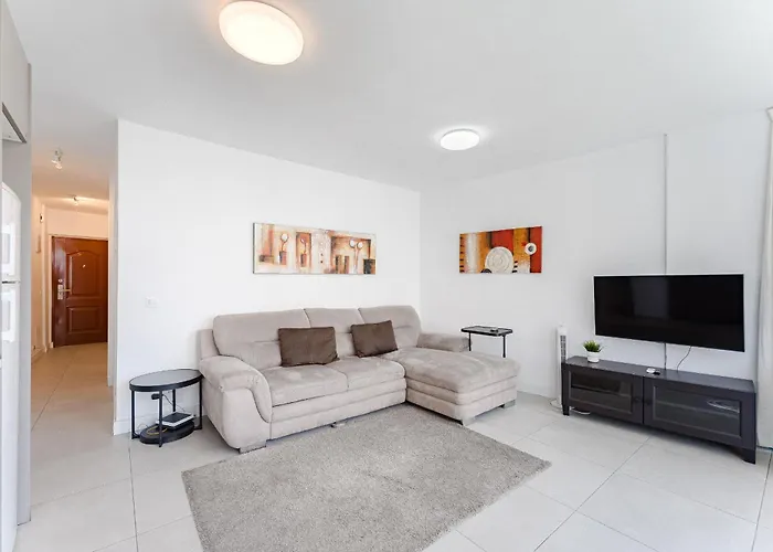 Modern In Americas Apartament *